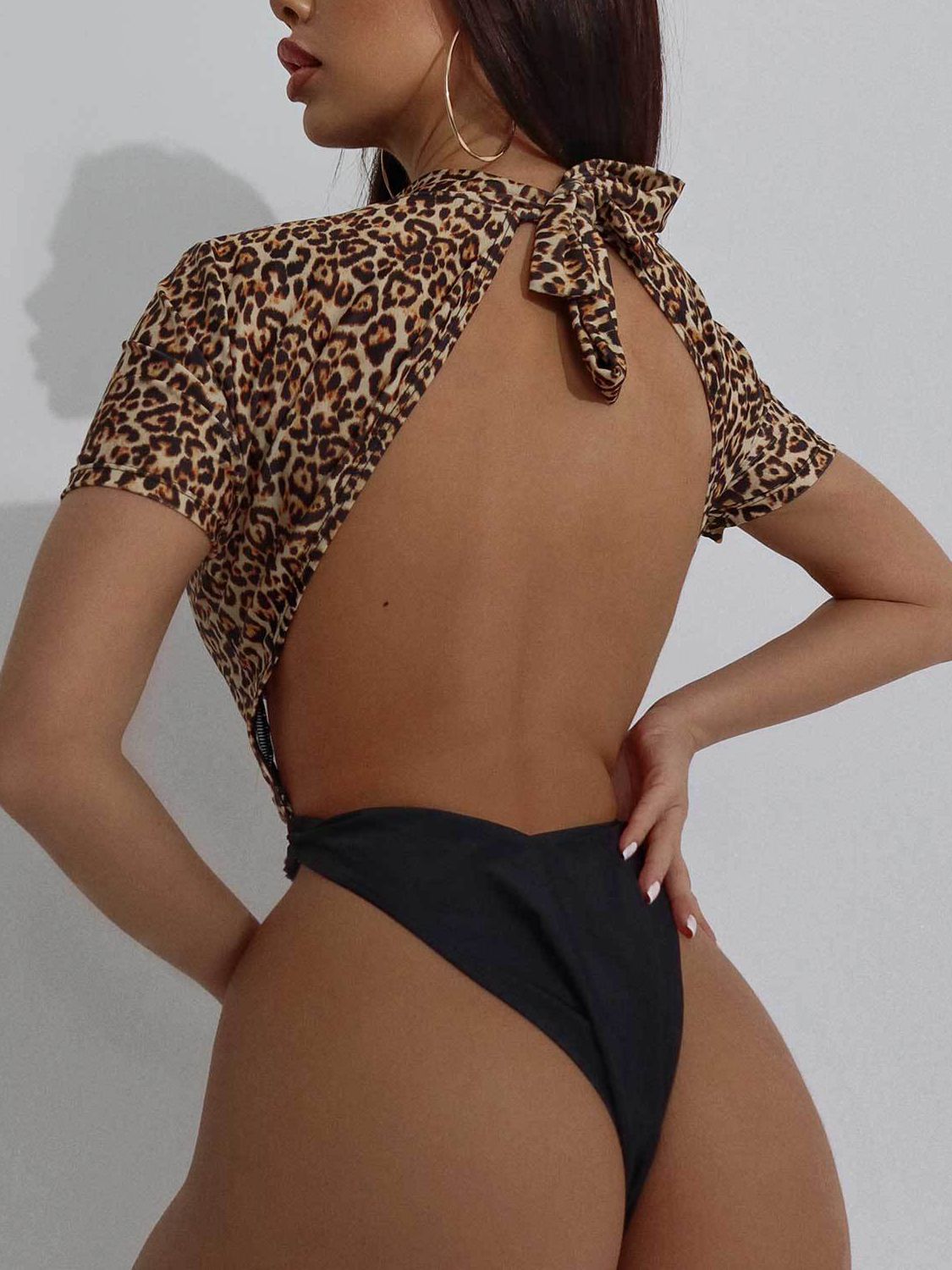 ZASUWA Female Leopard Print Backless Lace-up One Piece