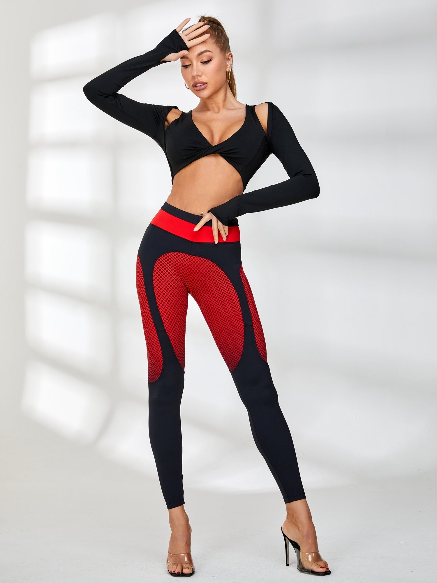 ❤ZASUWA Female Pop Style Contrast Color Unique Twist With Pads Tracksuit