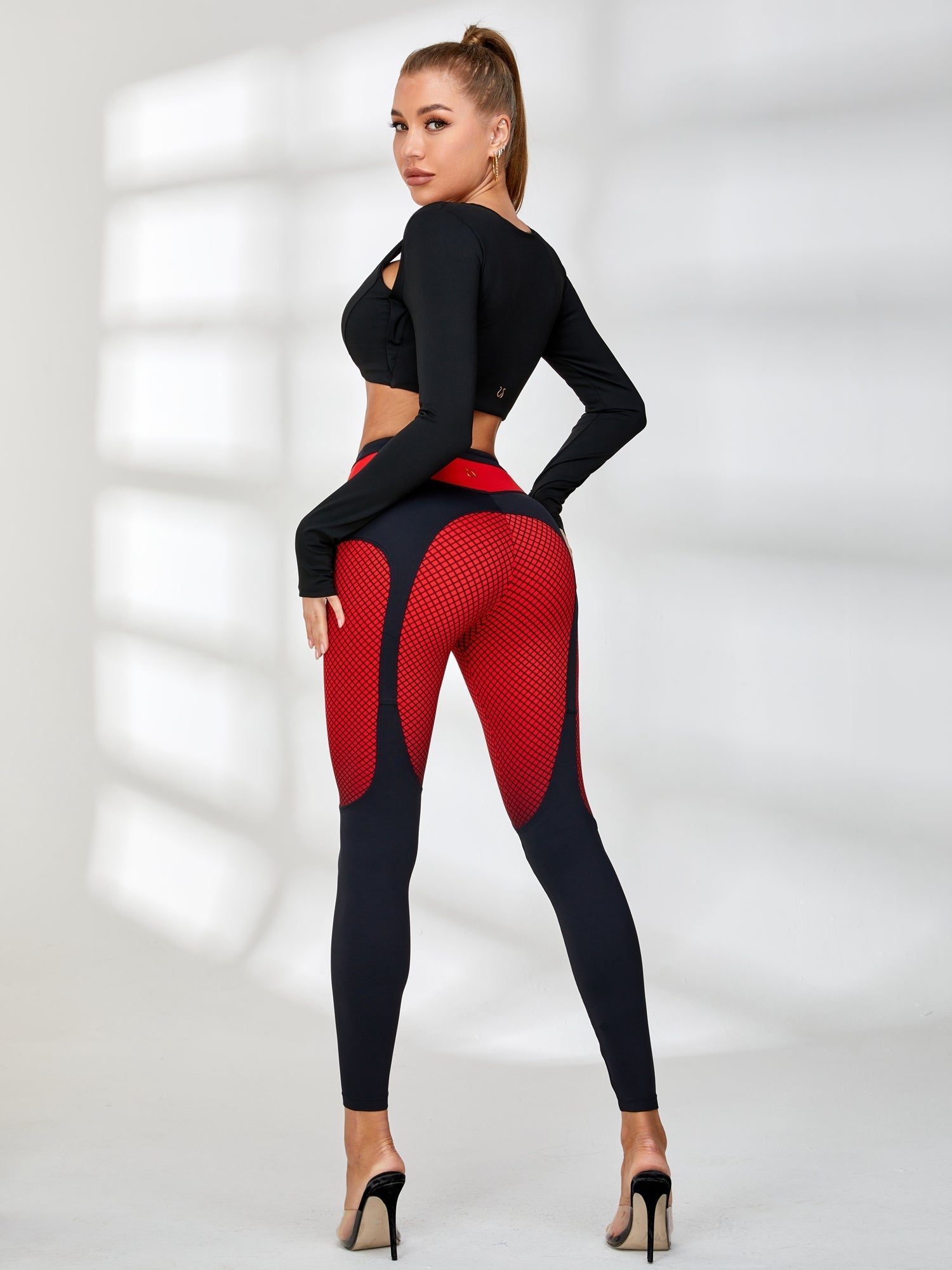 ❤ZASUWA Female Pop Style Contrast Color Unique Twist With Pads Tracksuit
