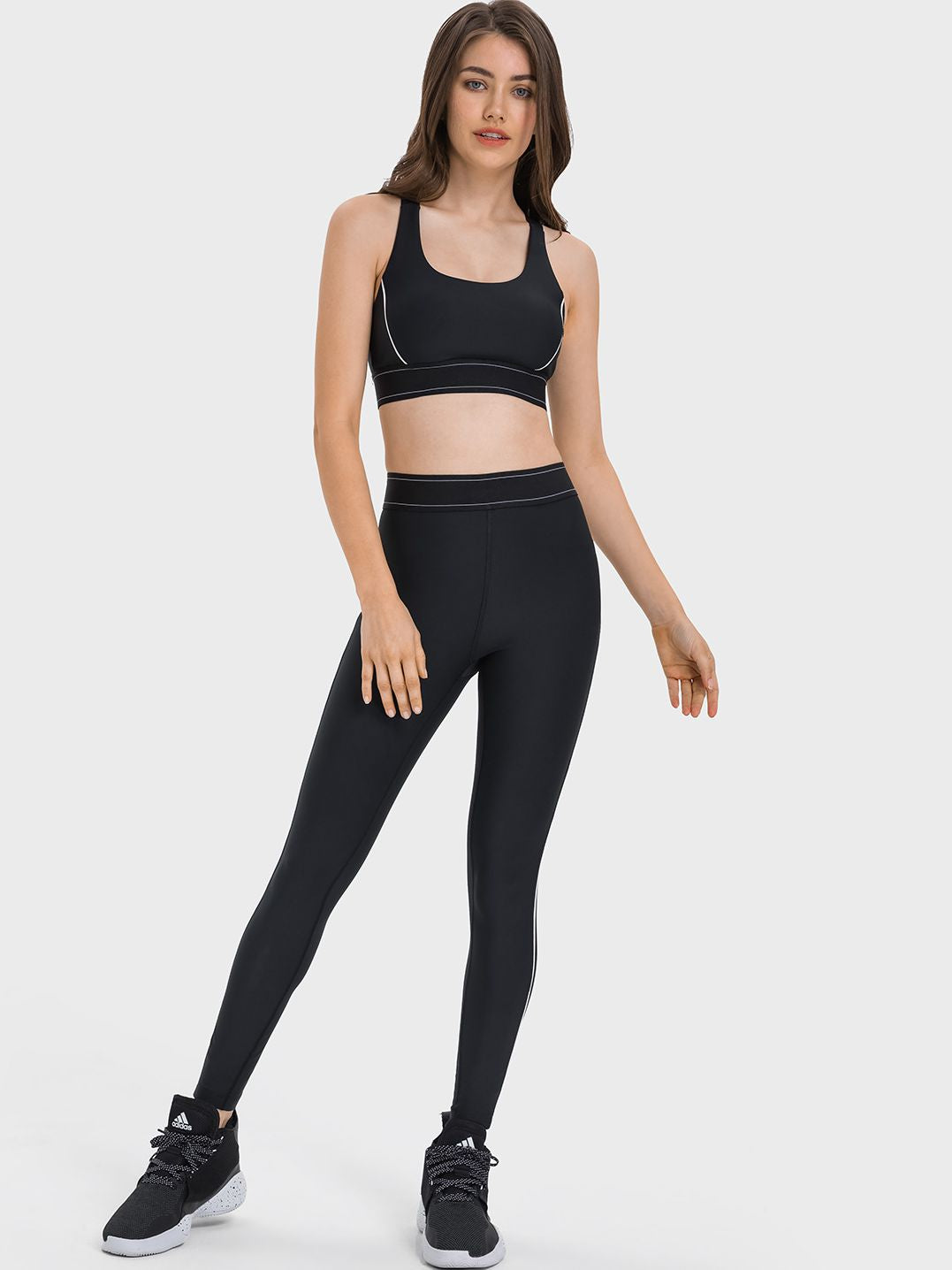 ZASUWA Female Contrast Color Elastic Tight Push Up Design Leggings