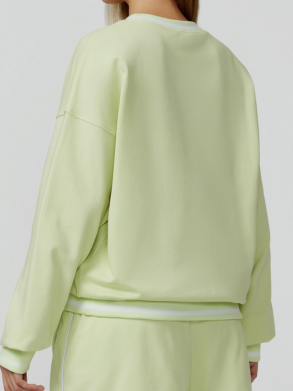 ZASUWA Female Contrast Color Casual Loose Round Neck Hoodie