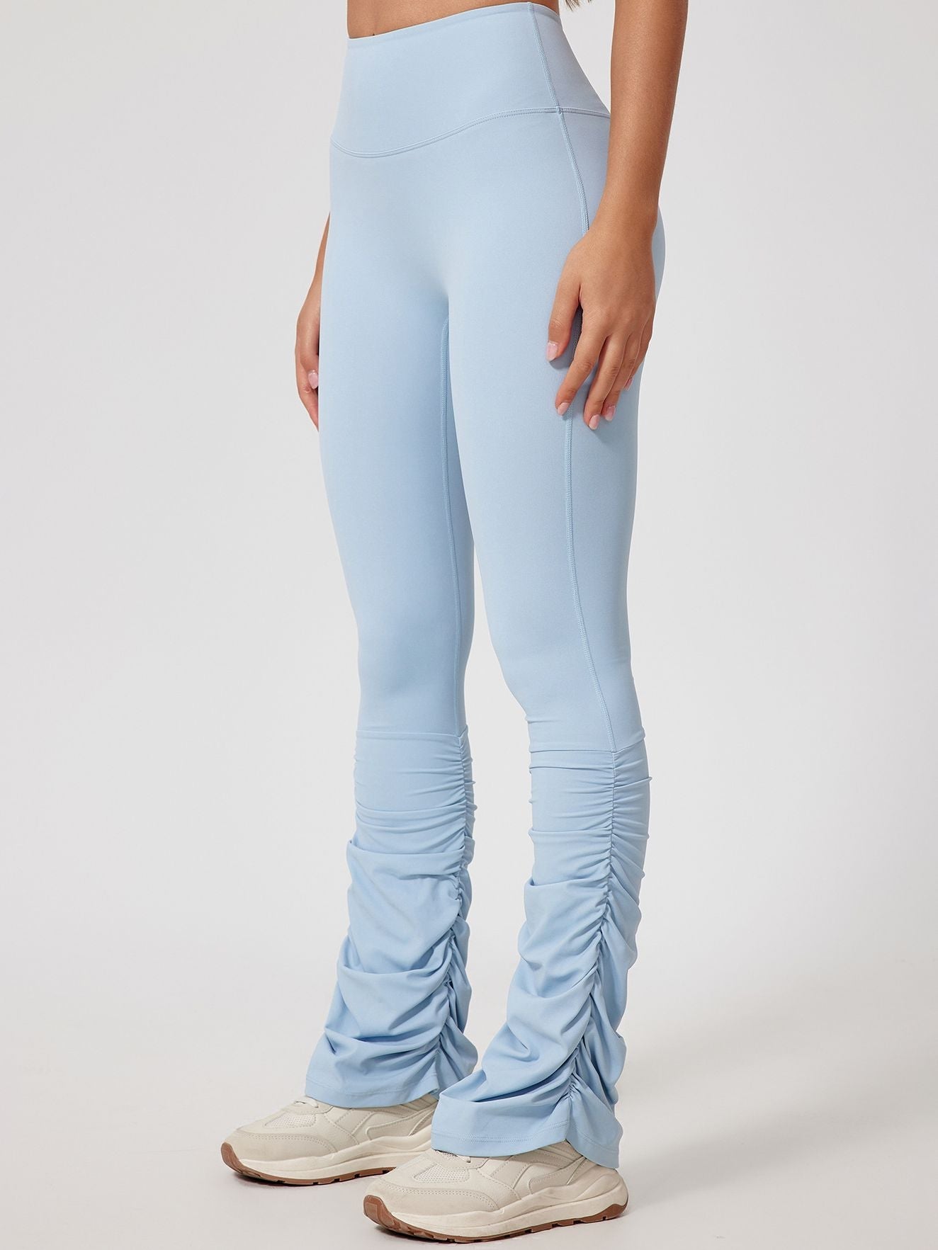 ZASUWA Female Solid Color Flare Folds High-rise Leggings