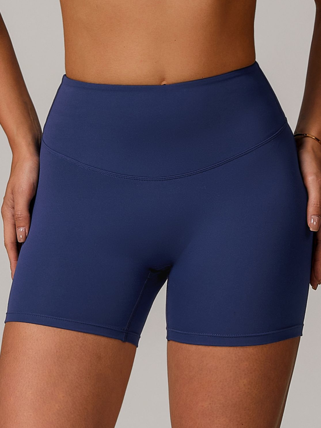 ZASUWA Female Solid Color Push Up Design Booty Shorts