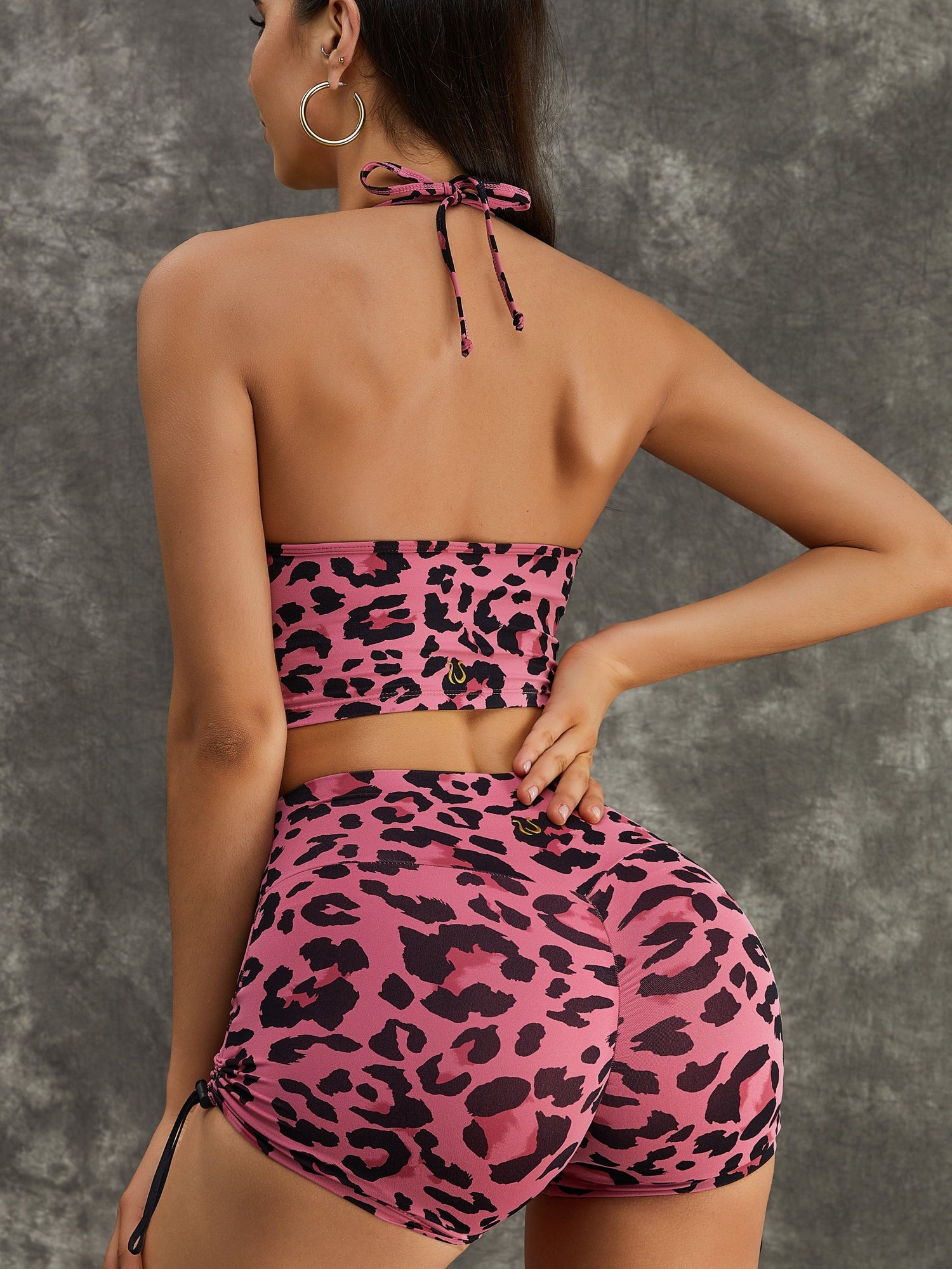ZASUWA Female Leopard Print Scrunch Bum Leggings
