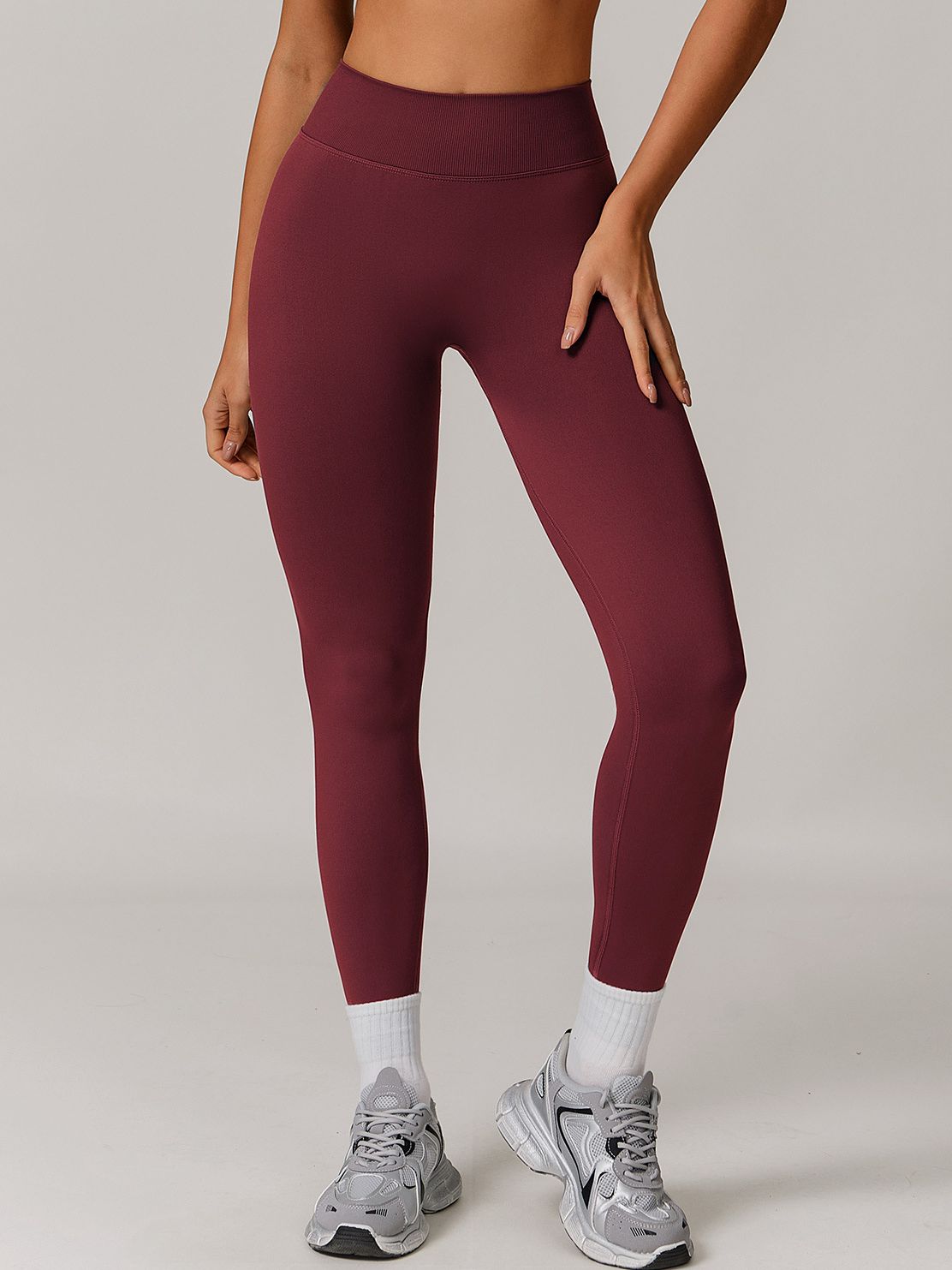 ZASUWA Female Seamless Solid Color Elastic Tight Push Up Design Leggings