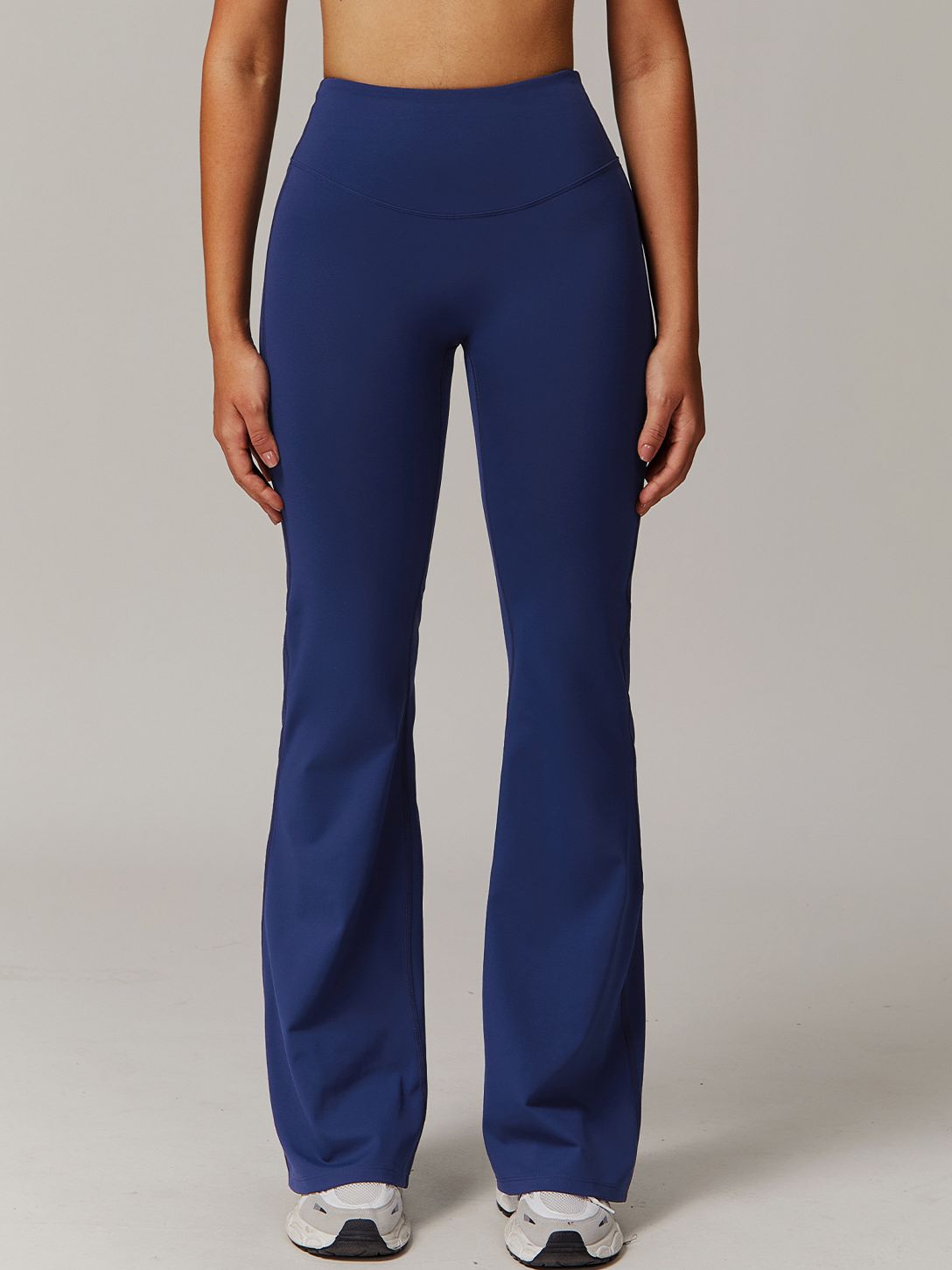 ZASUWA Female Solid Color Flare High-rise Leggings