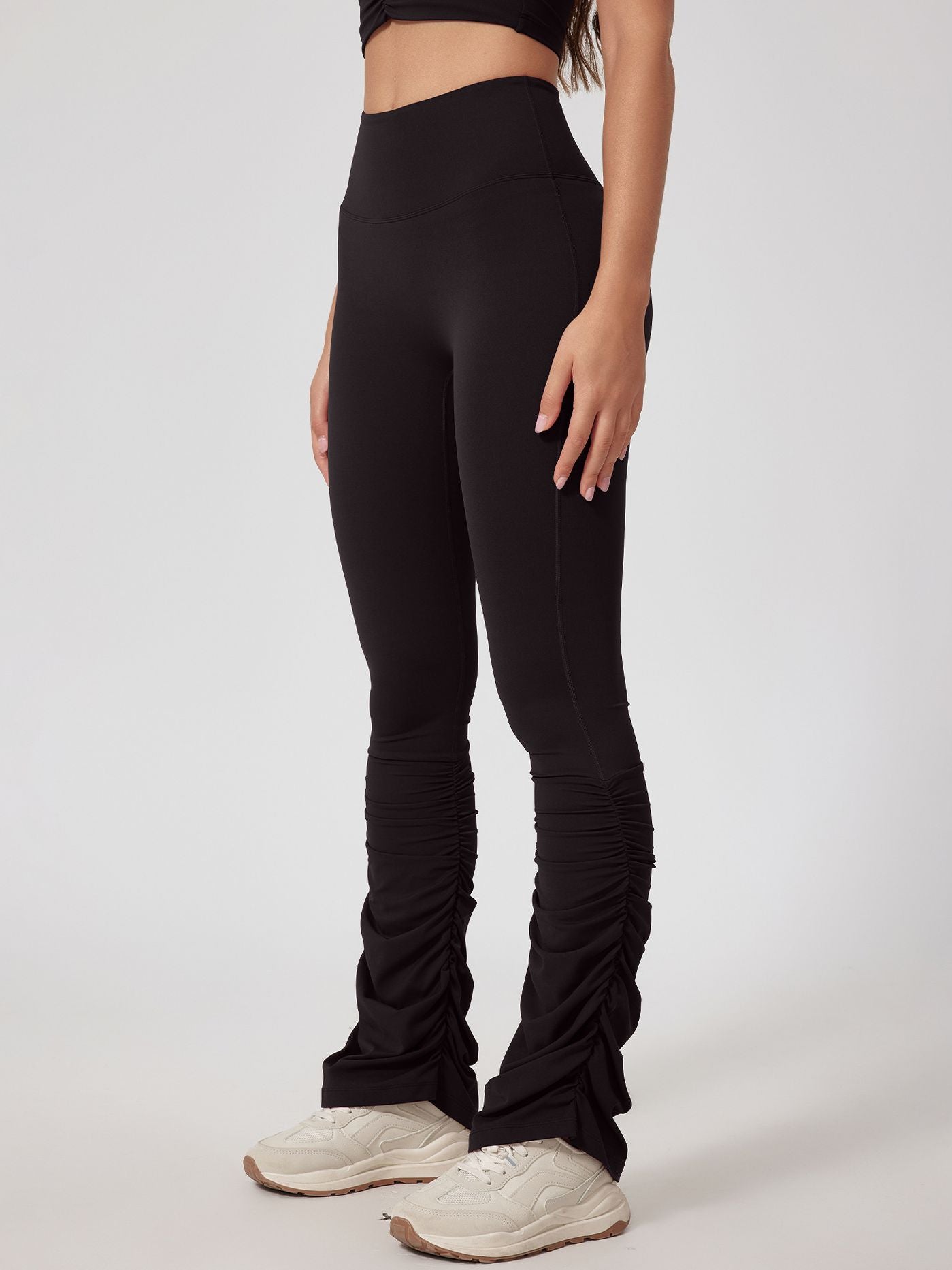 ZASUWA Female Solid Color Flare Folds High-rise Leggings