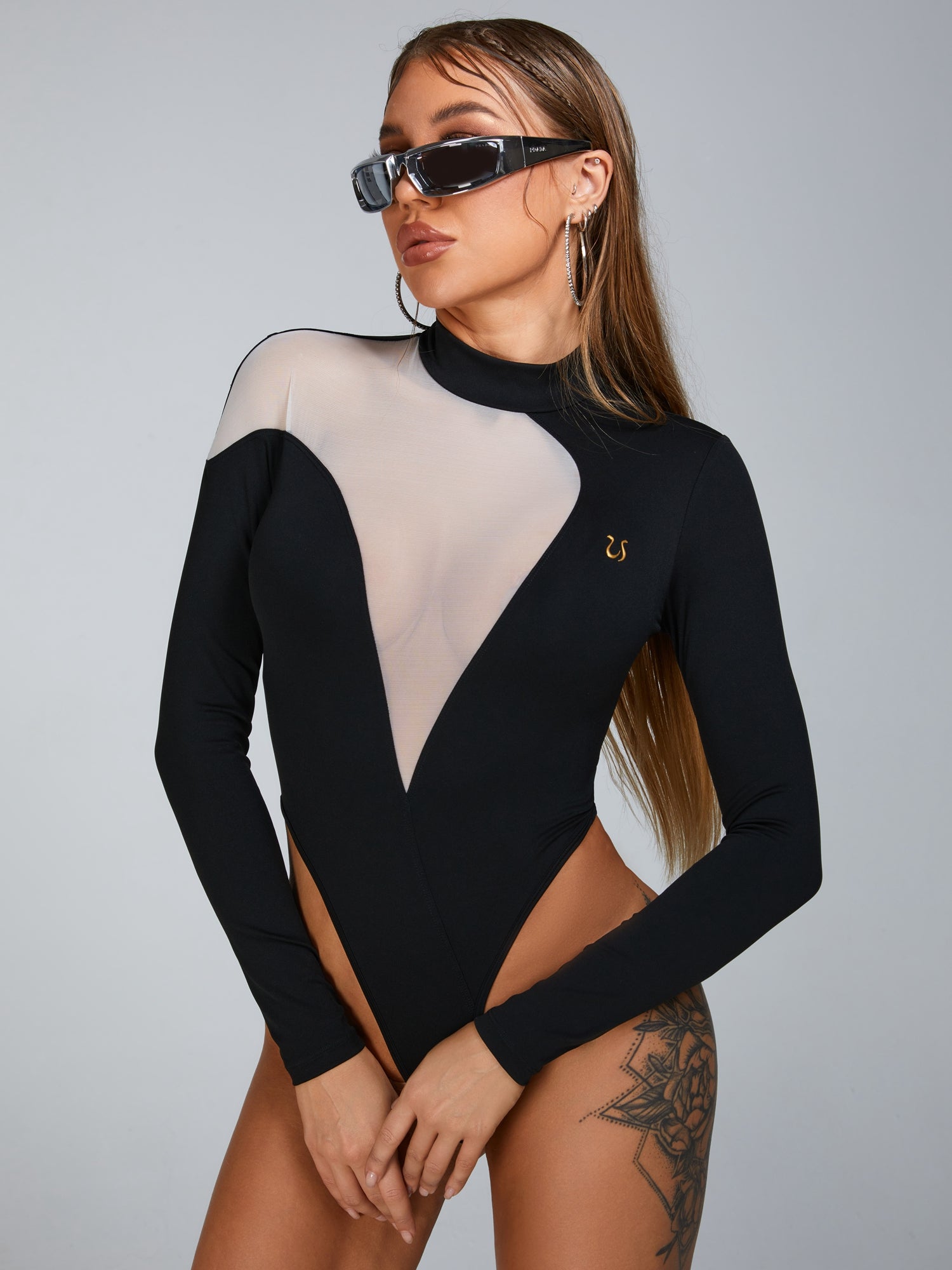 ?ZASUWA Female Deep V Mesh Bodysuit