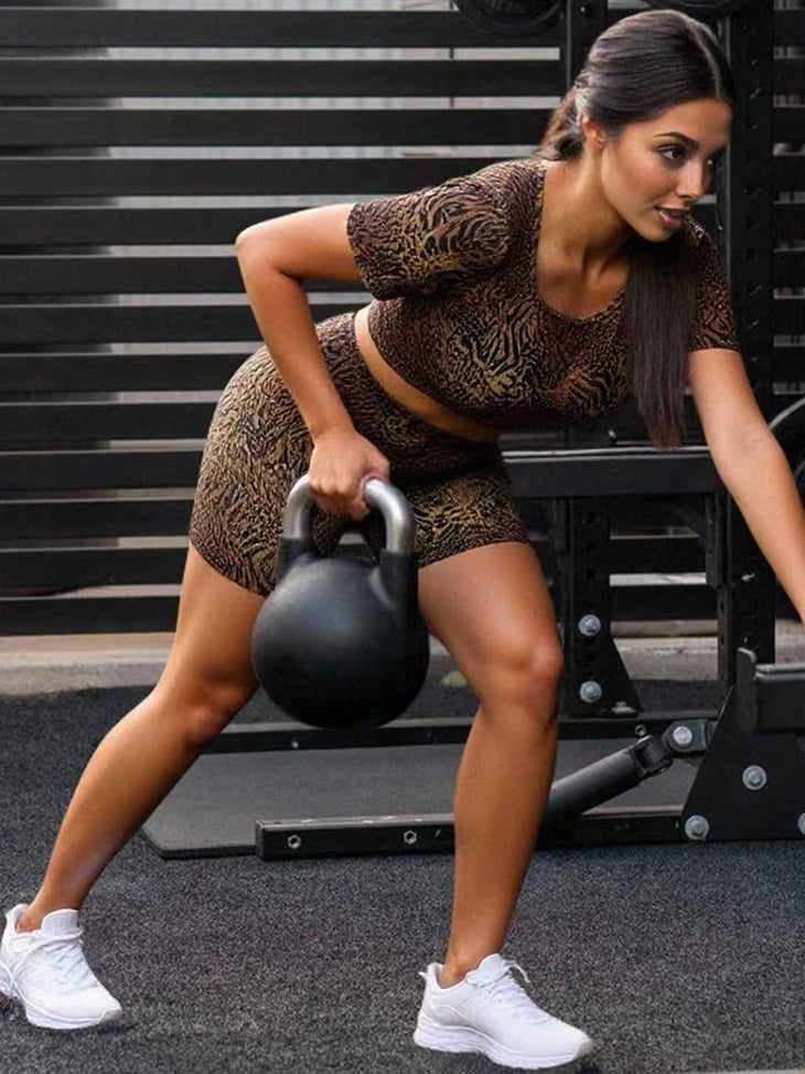 ZASUWA Female Leopard Print U Collar Short Tracksuit