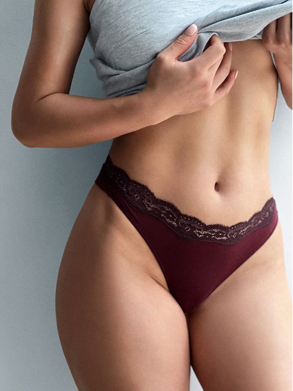 سراويل رياضية نسائية من قماش مودال دانتيل من ZASUWA 