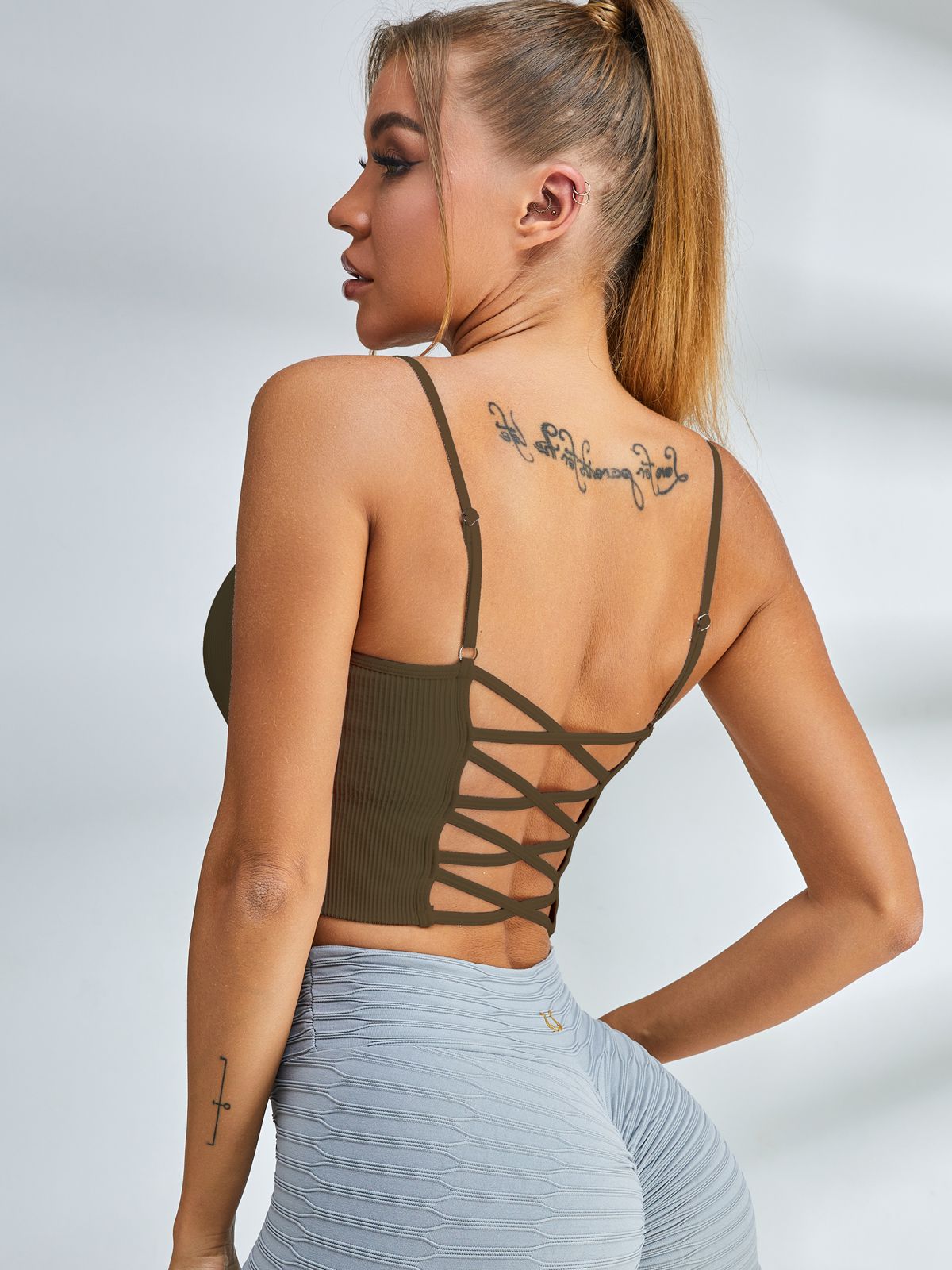 ZASUWA Female Ribbed Cross Back Sports Bras