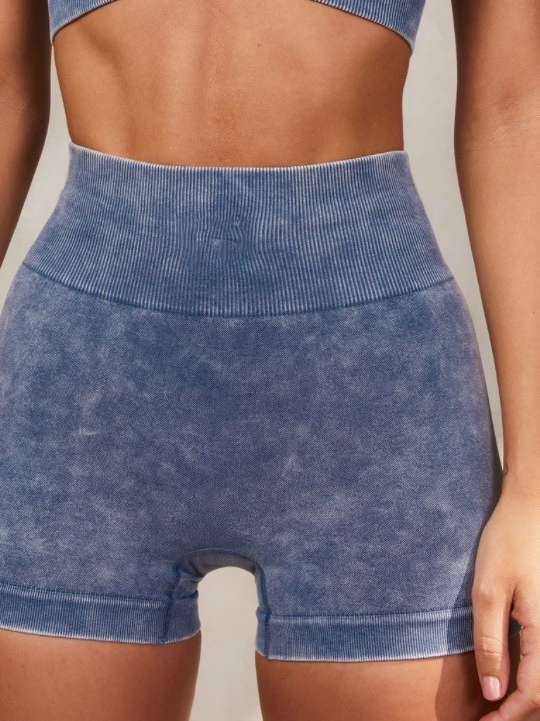 ZASUWA Female Frosted Seamless Spandex Gym Booty Shorts