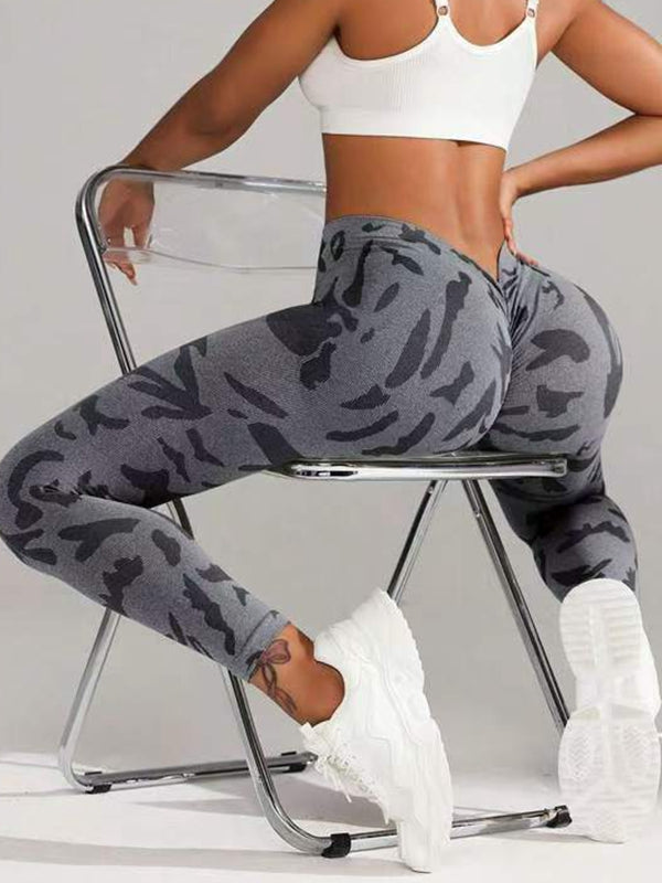 ZASUWA Female Sexy Camouflage Deep V Back Scrunch Bum Leggings