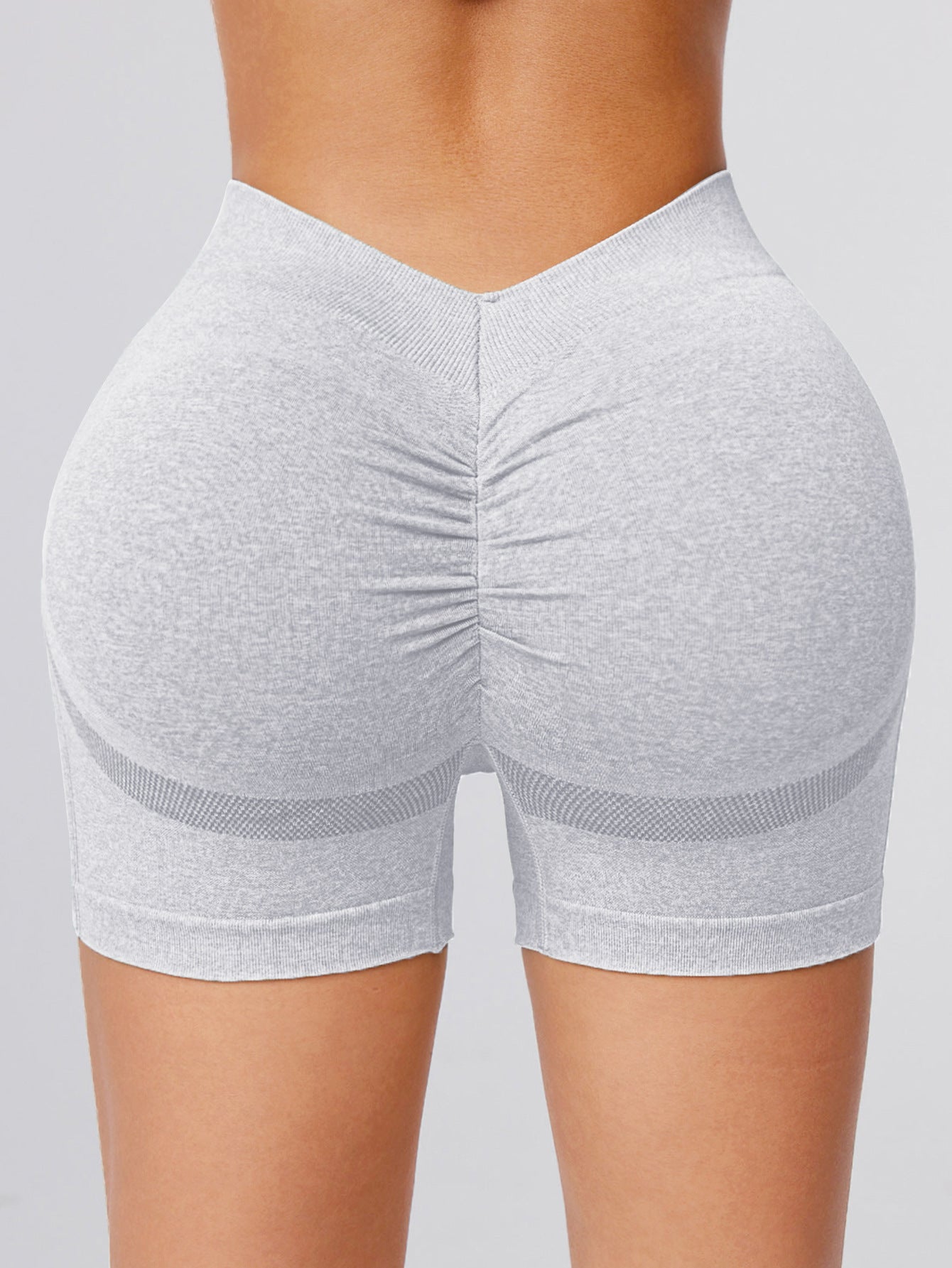 ZASUWA Female Deep V Back Scrunch Bum Seamless Shorts