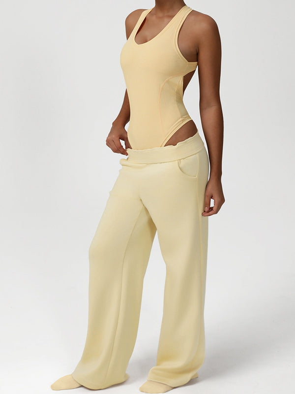 ZASUWA Female V Collar Cross Back Bodysuit