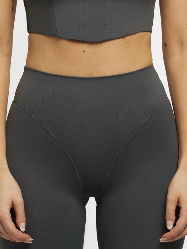 ZASUWA Female Super Push-Up Leggings