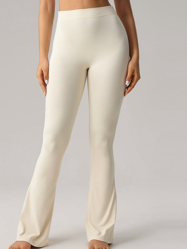 ZASUWA Female Deep V Back Scrunch Bum Flare Pants