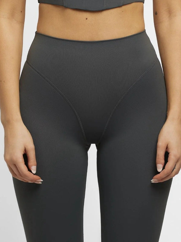 ZASUWA Female Super Push-Up Leggings