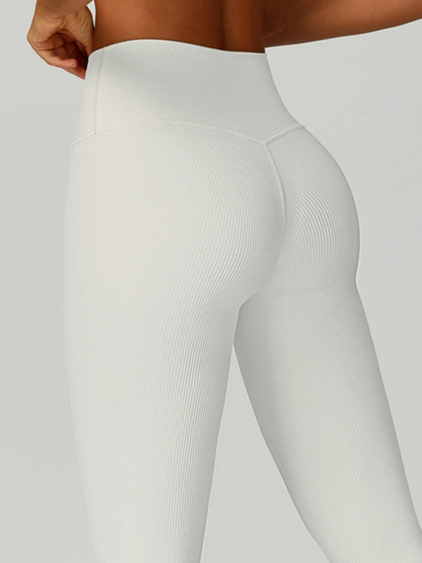 ZASUWA Female Ribbed High-rise Shorts