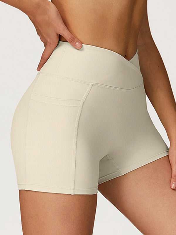 ZASUWA Female V shape-waist Pocket Shorts
